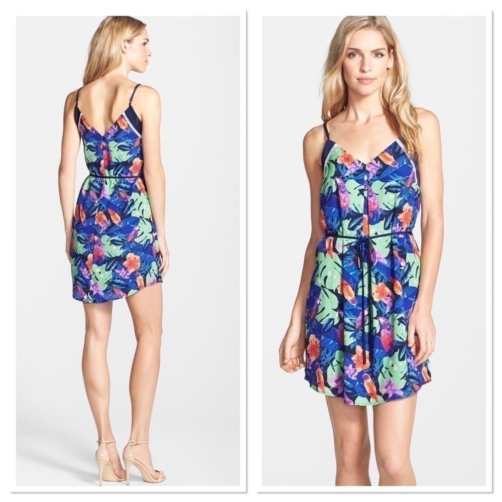 Adelyn Rae hawaiian tropical print crepe dress